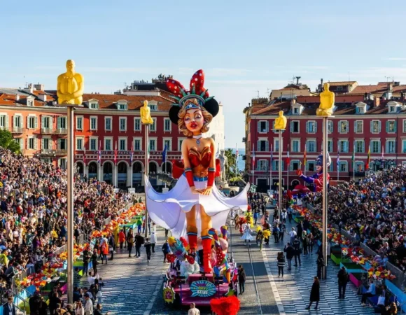 Carnaval de Nice et Fête des citrons à Menton